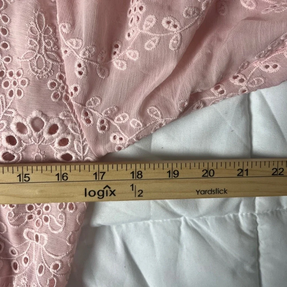 White House Black Market  Pink Eyelet Lace Dress V Neck Smocked Waist Mini Small - Picture 7 of 12